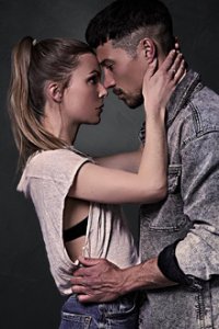 Gefährliche Nähe Cover, Poster, Gefährliche Nähe